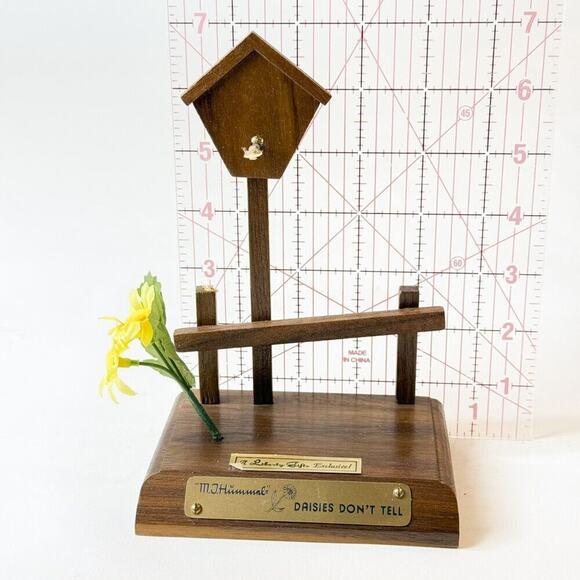 Limited‎ Edition Wood Display Stand ONLY for Hummel Figure DAISIES DON’T TELL - Picture 6 of 6